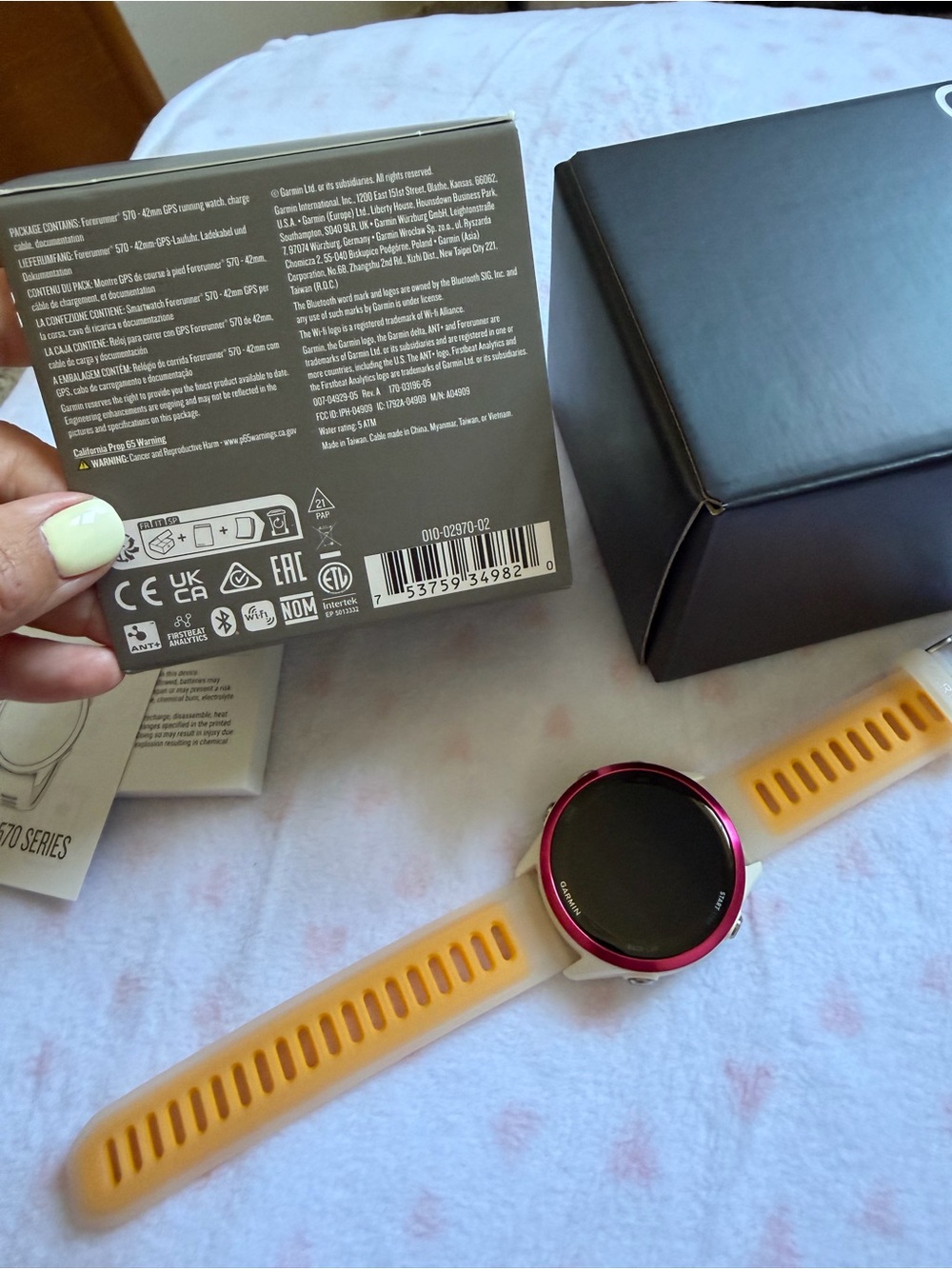 EUC Garmin Forerunner 570 42mm GPS Smartwatch - Raspberry!! 🩷 - Picture 9 of 10